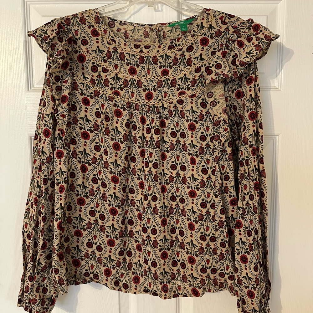 🌟 Floral Print Women's Top 🌟